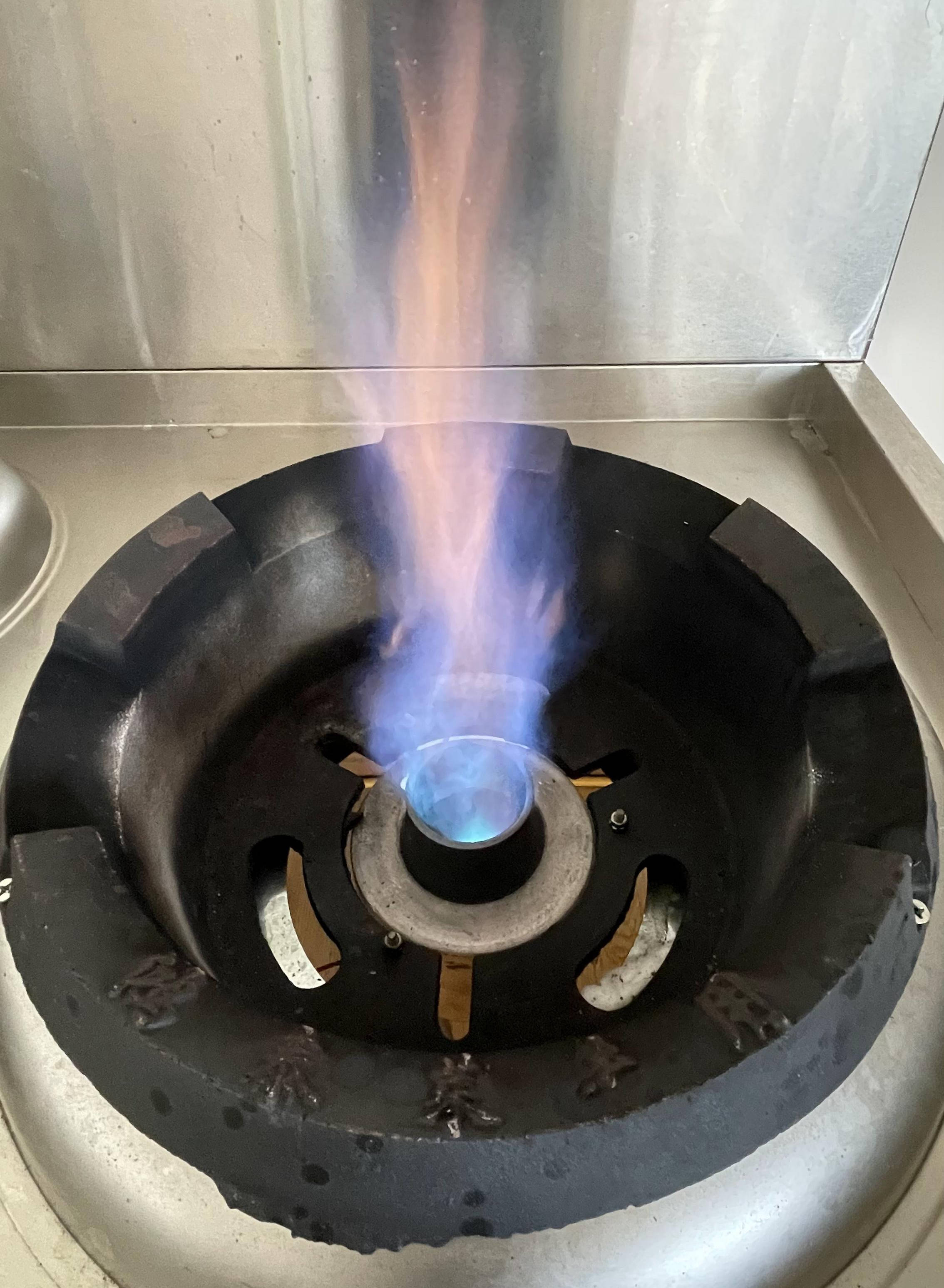 商用環(huán)保燃料油的革新選擇 礦物油、植物油及其安全應(yīng)用